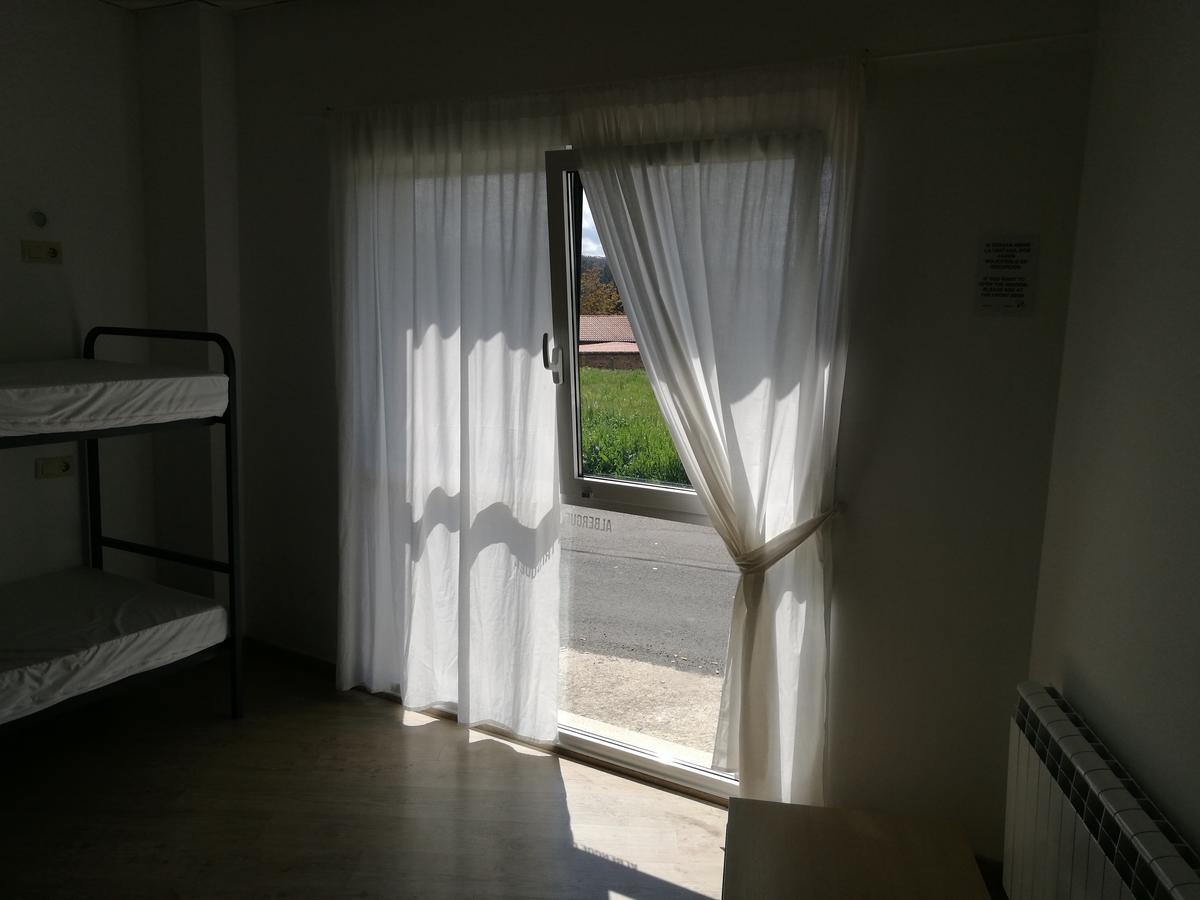 Albergue O Trisquel O Pedrouzo Bagian luar foto