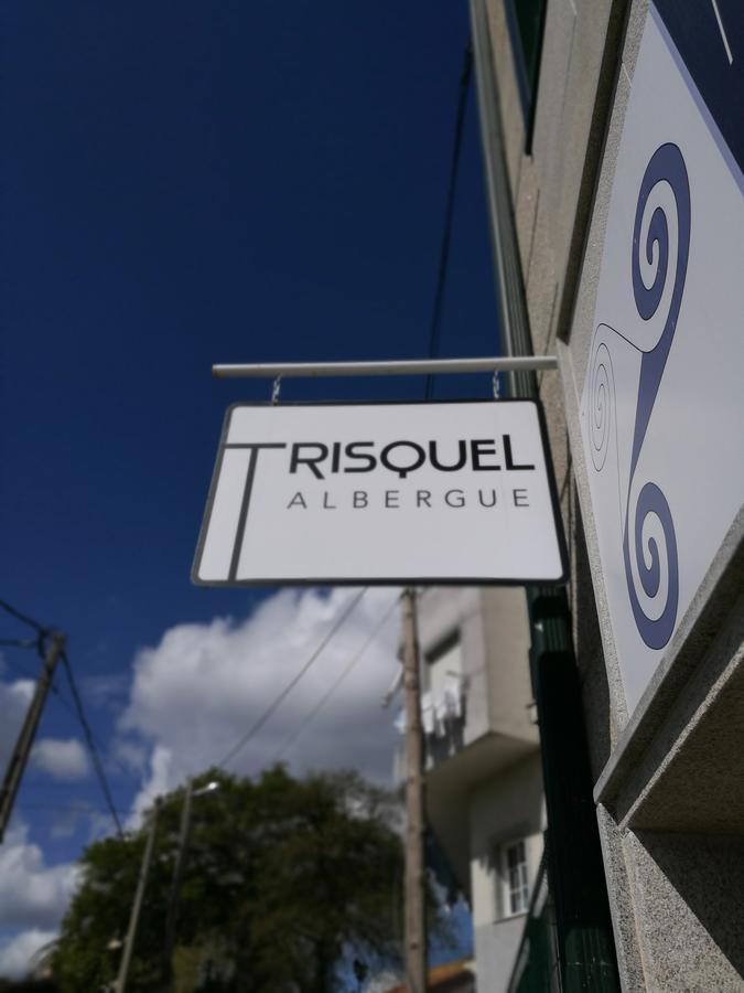 Albergue O Trisquel O Pedrouzo Bagian luar foto